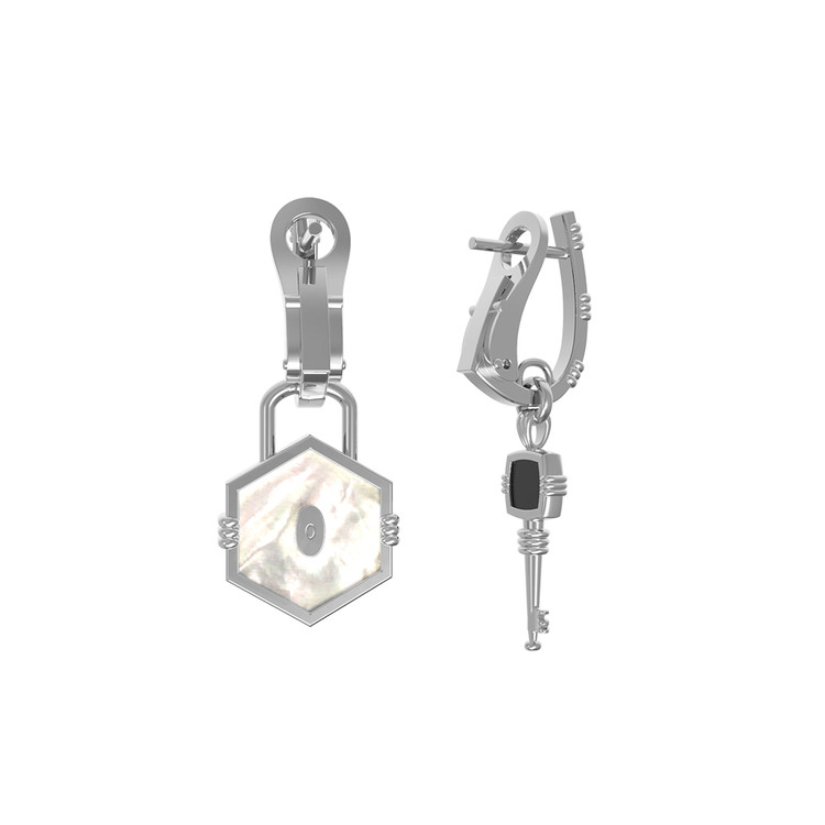 Серьги из белого золота c ониксом и перламутром