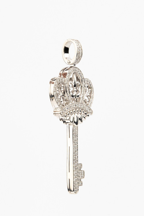 Подвеска из белого золота c бриллиантами