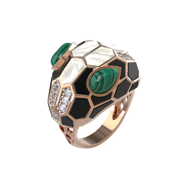 Кольцо из золота c бриллиантами, рубином, ониксом, малахитом и перламутром