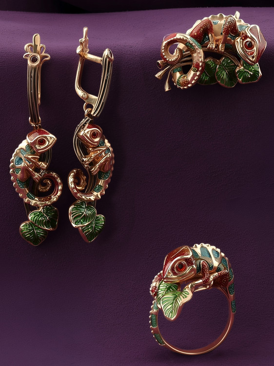 Подвеска из золота c эмаль и гранатом