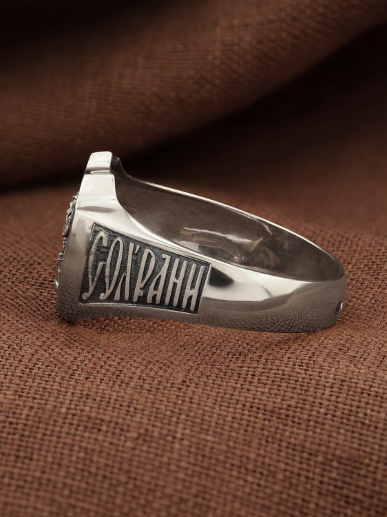 Кольцо из белого золота