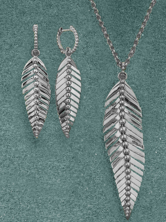 Колье из белого золота