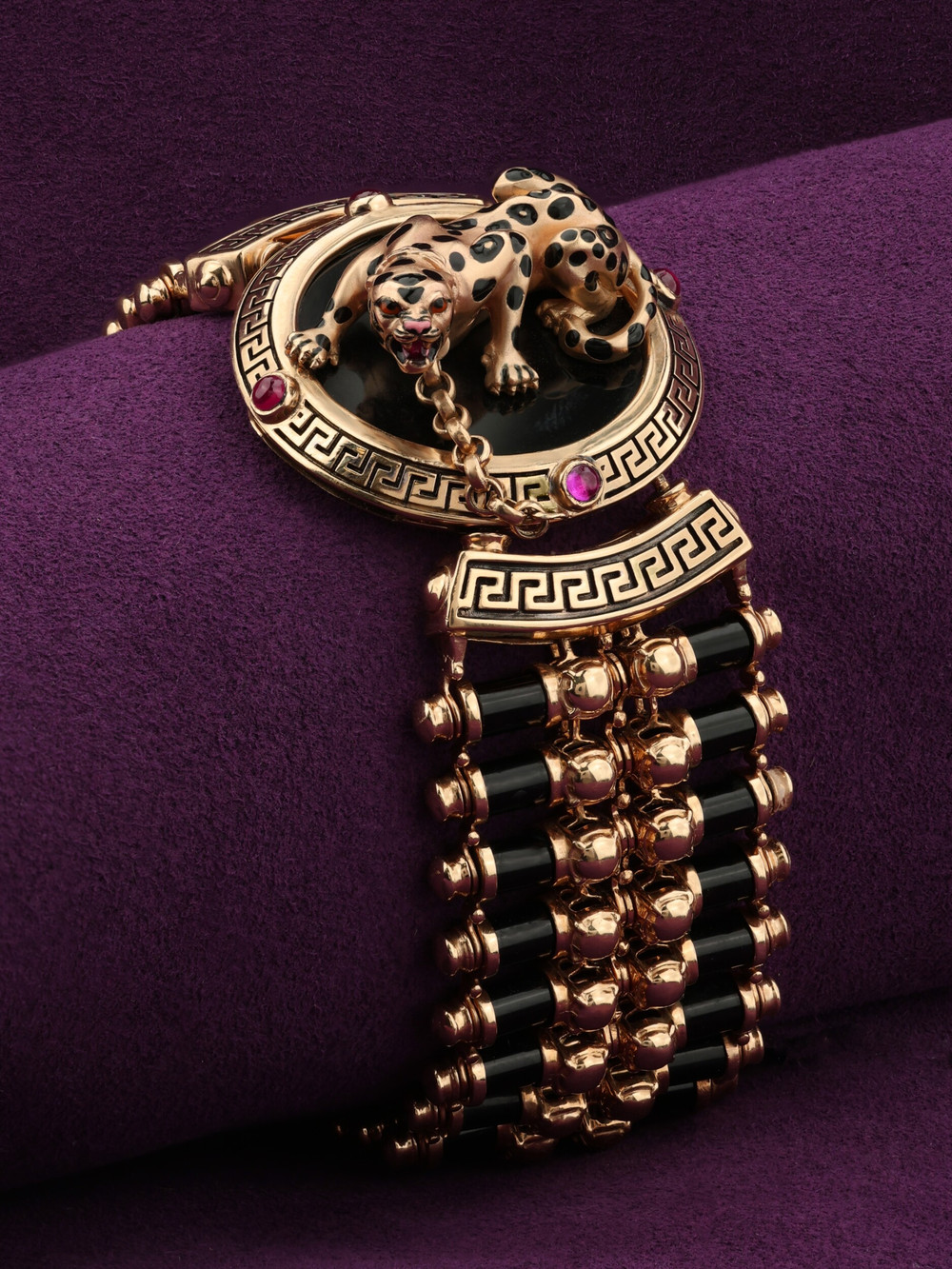 Браслет из золота c эмаль , ониксом и рубином