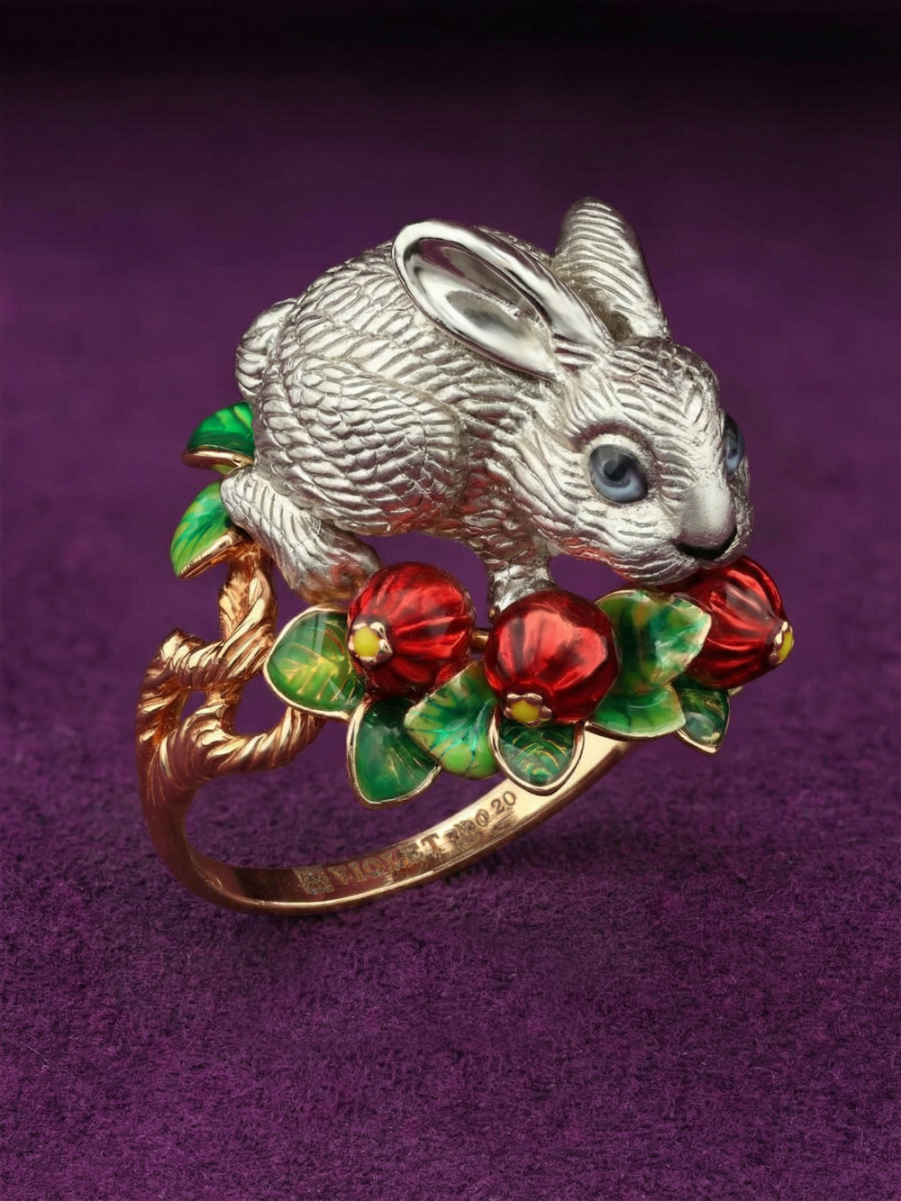 Кольцо из золота c эмалью