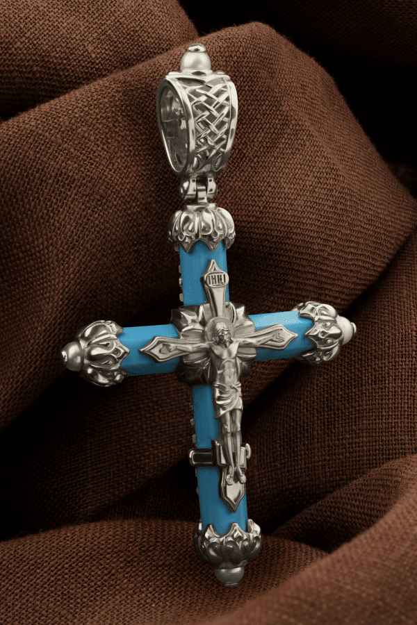 Крест из белого золота c жемчугом и бирюзой