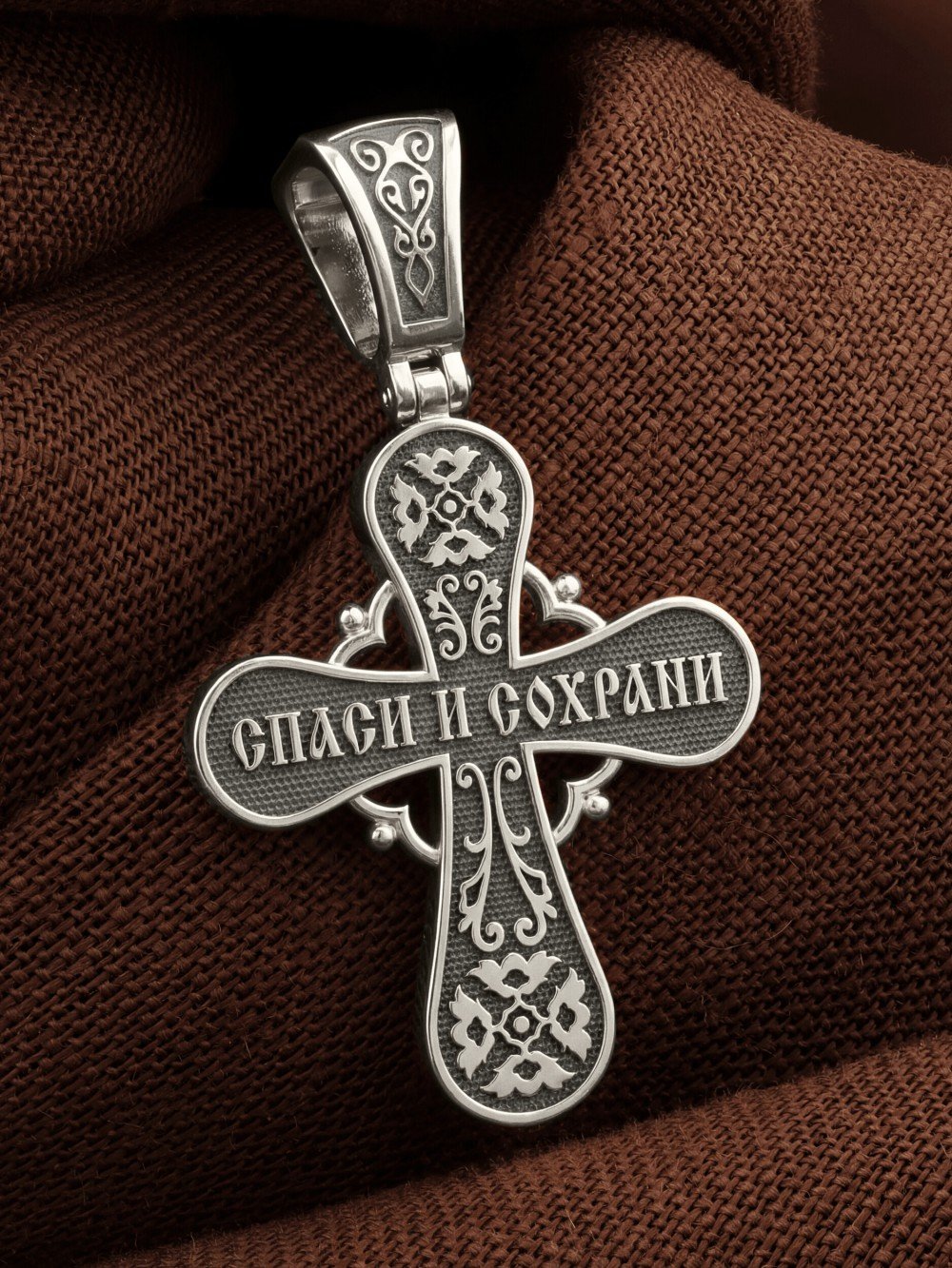 Крест из белого золота