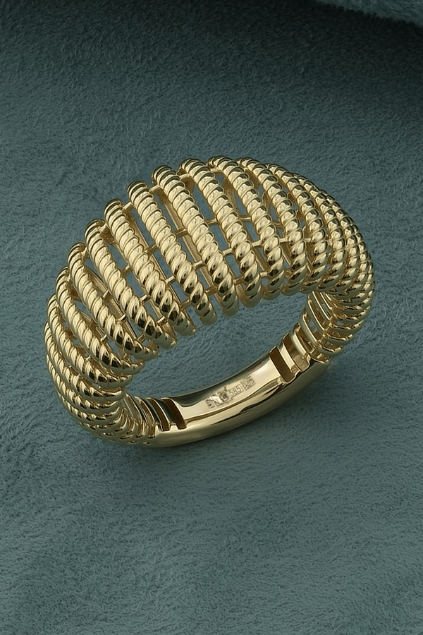 Кольцо из лимонного золота