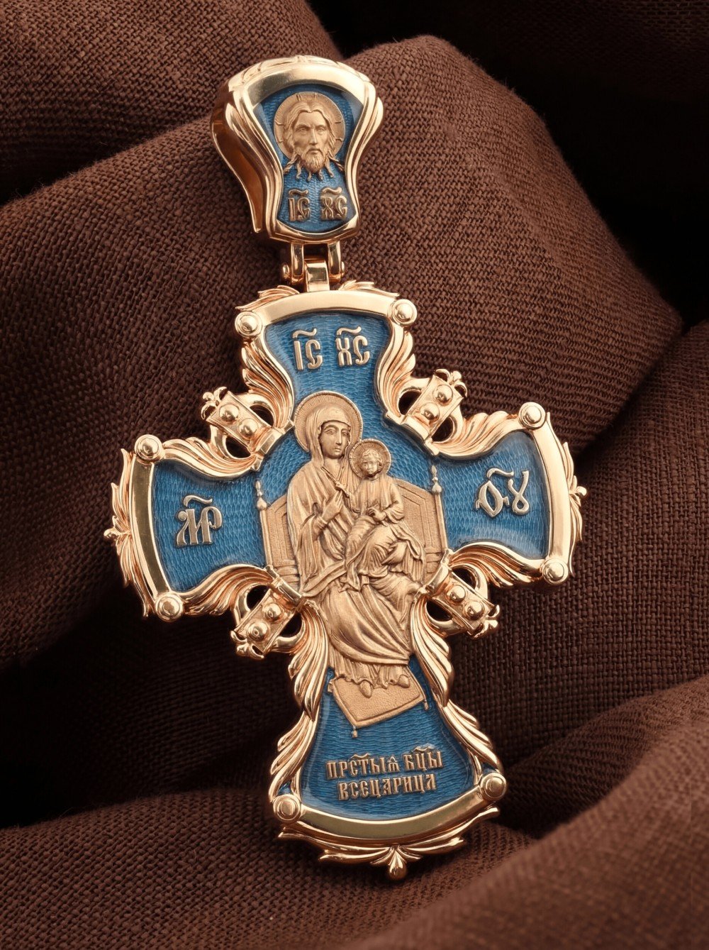 Крест из золота c эмалью