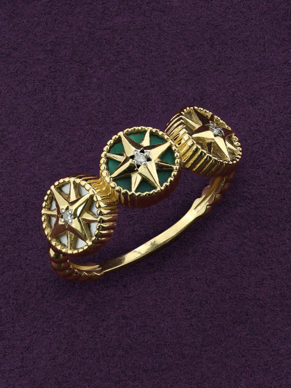 Кольцо из лимонного золота c бриллиантами, малахитом и перламутром