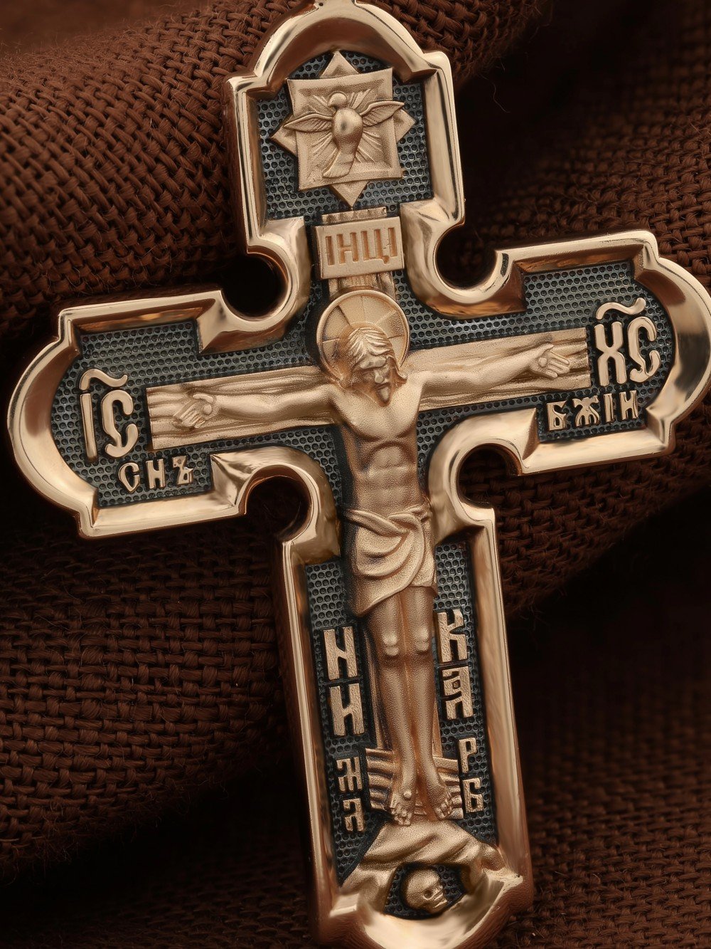 Крест из золота