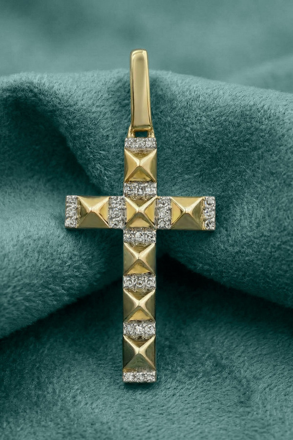 Крест из лимонного золота c бриллиантами