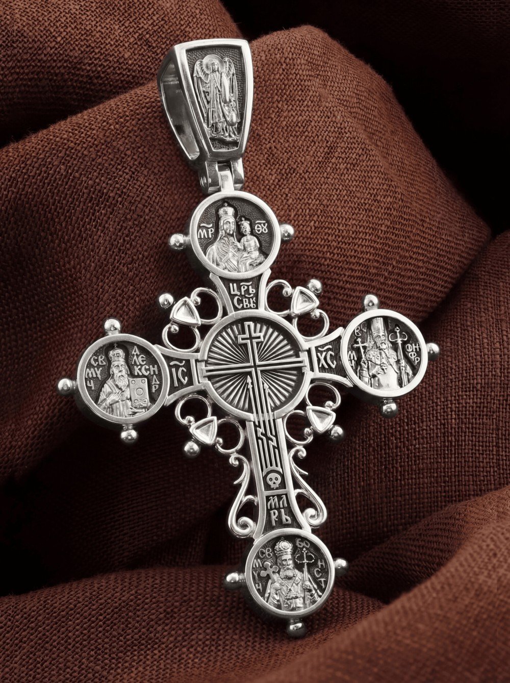 Крест из белого золота