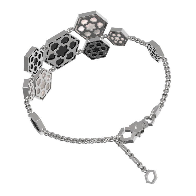 Браслет из белого золота c ониксом и перламутром