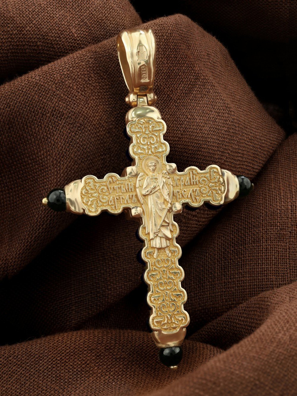 Крест из лимонного золота c ониксом