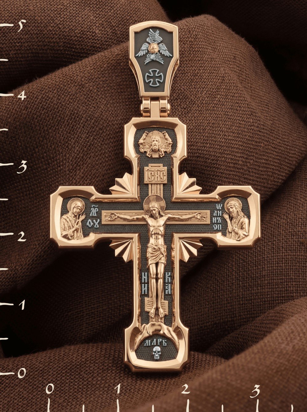 Крест из золота