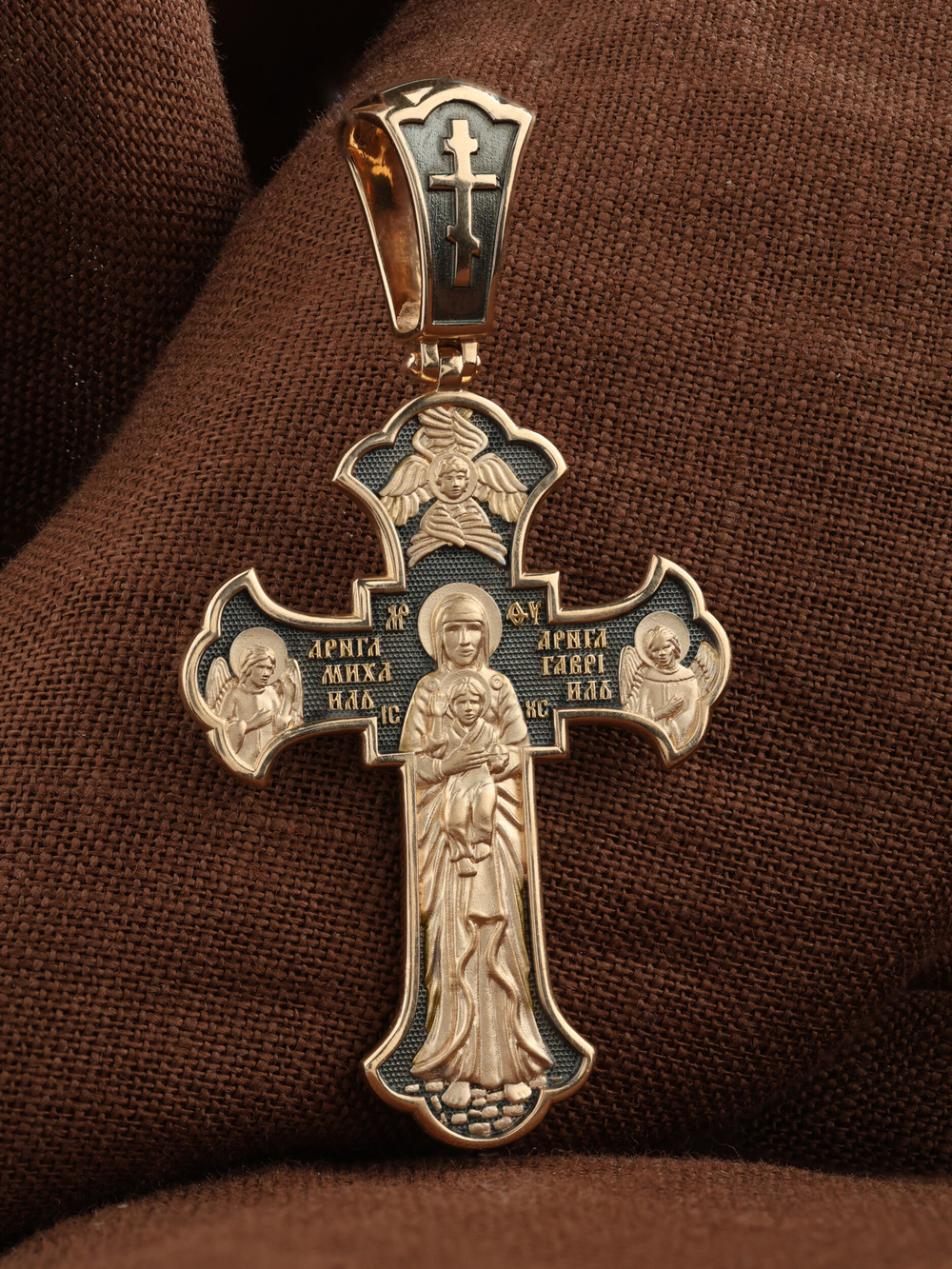 Крест из золота