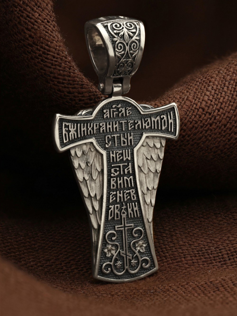 Крест из белого золота