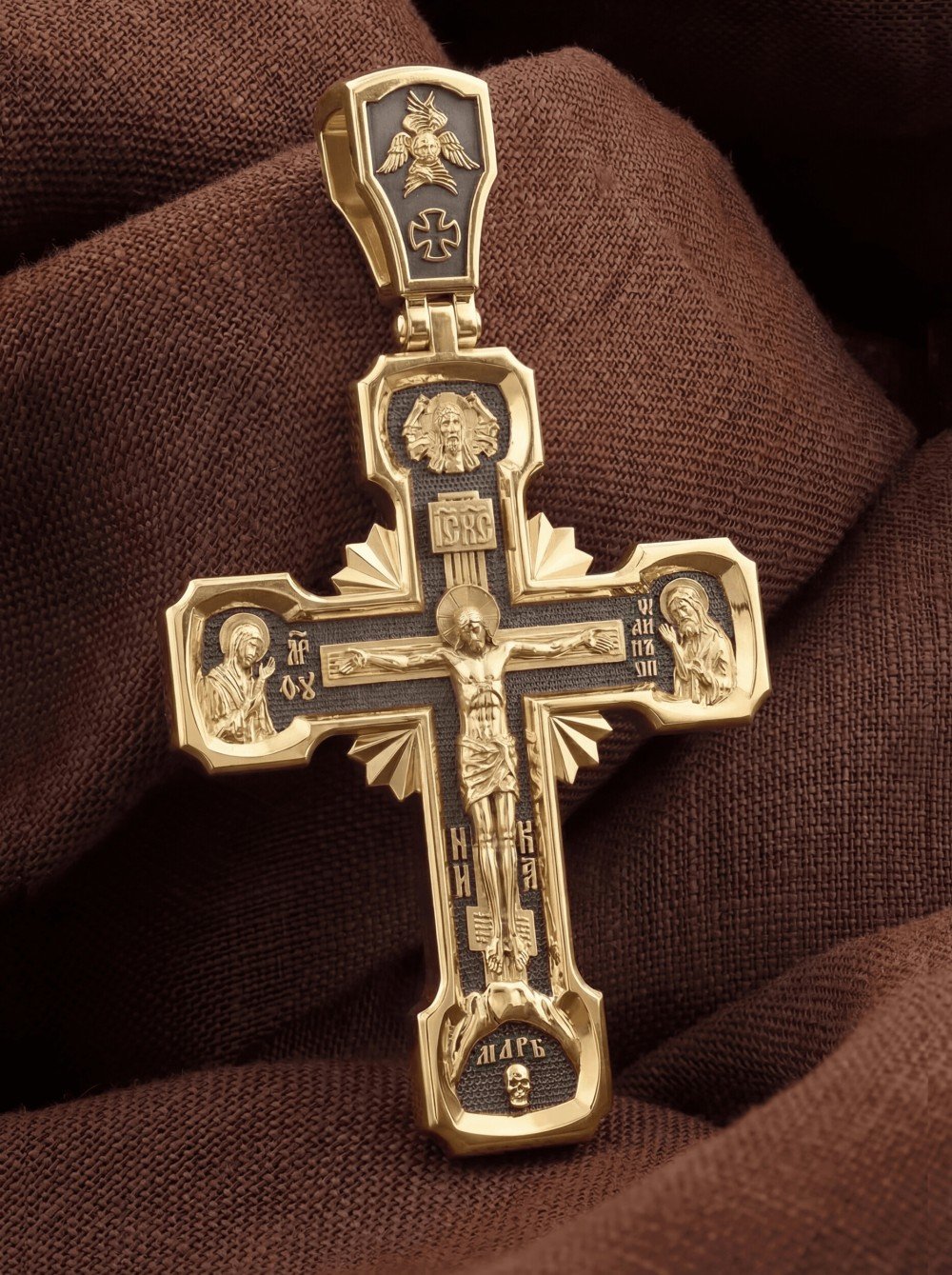 Крест из лимонного золота